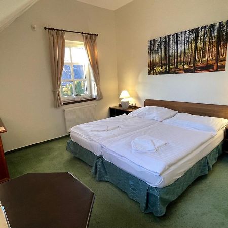 Bechneruv Statek Hotel Lany ภายนอก รูปภาพ